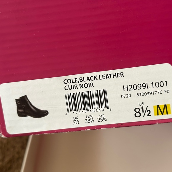 Naturalizer Shoes - Picture 2 of 4